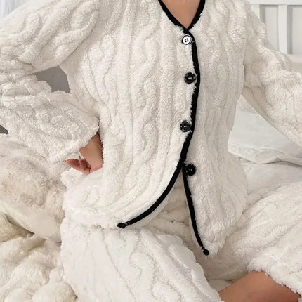Pigiama Pile Donna con Bottoni - Eleganza Pratica