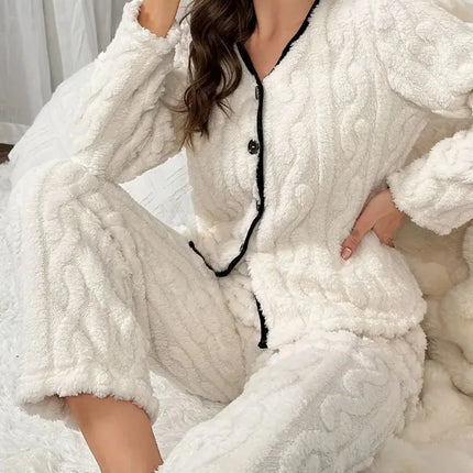Pigiama Pile Donna con Bottoni - Eleganza Pratica