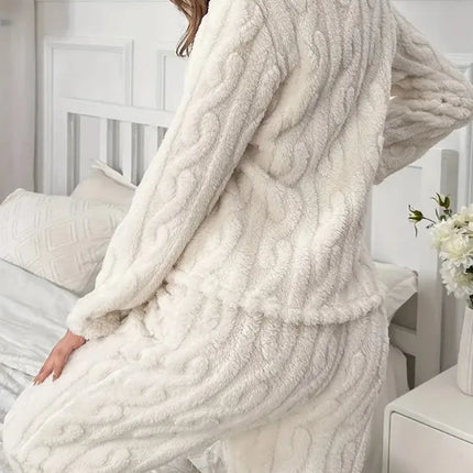 Pigiama Pile Donna con Bottoni - Eleganza Pratica