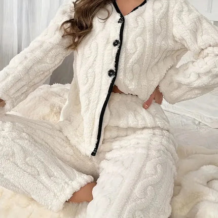 Pigiama Pile Donna con Bottoni - Eleganza Pratica